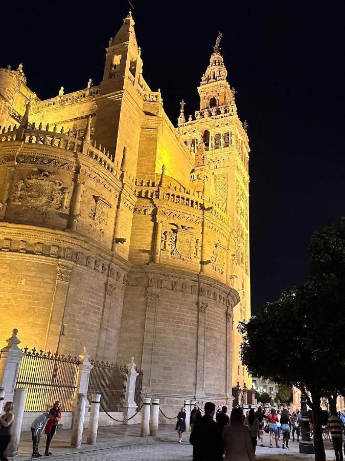 Duplex Deluxe Sevilla Center & Parking Opcional Luaran gambar